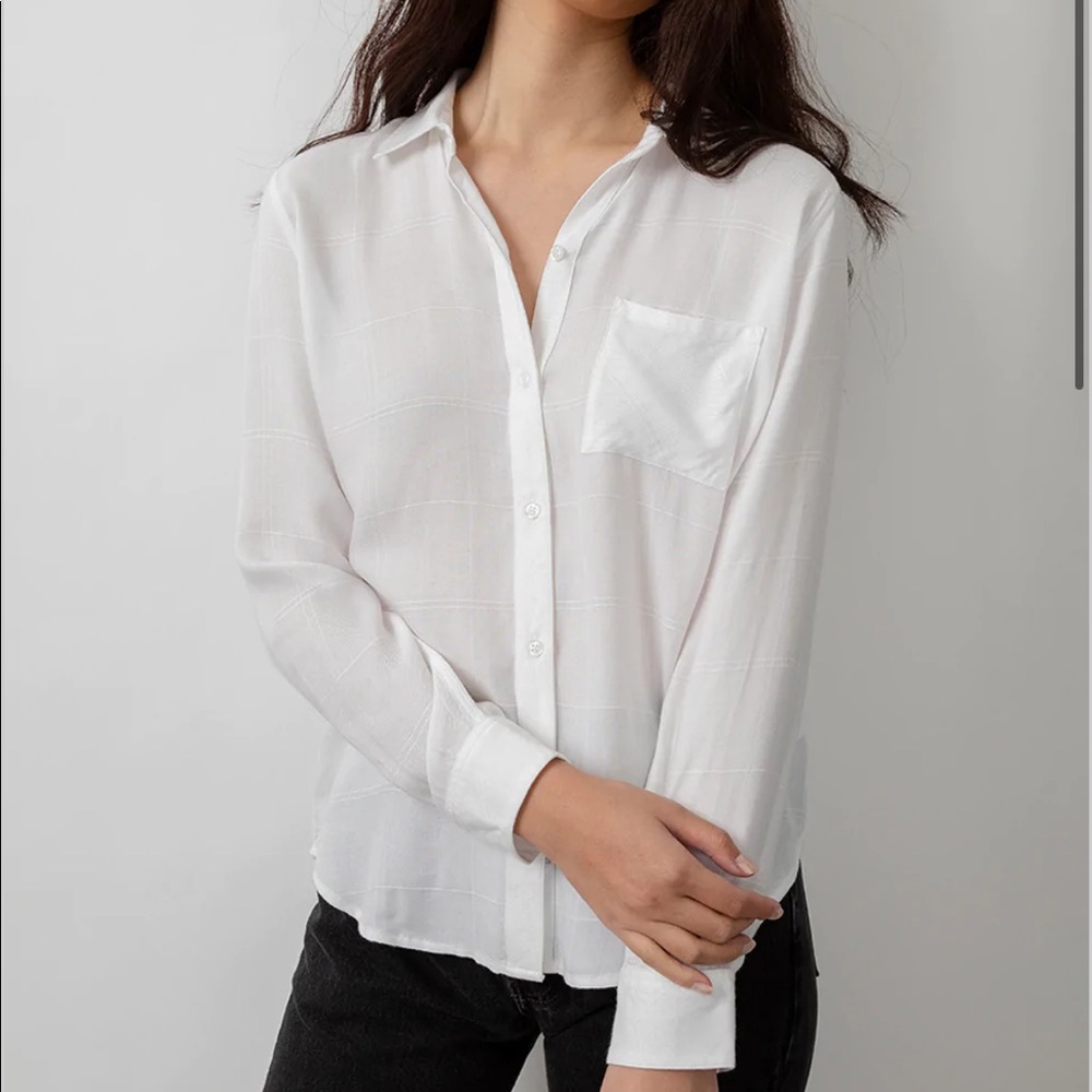 NWT Rails Classic White Button Down Top
